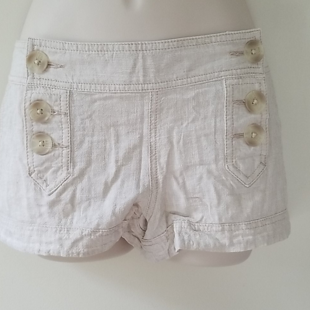 Express linen shorts